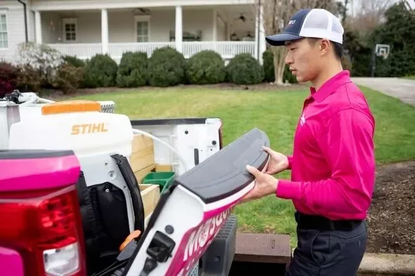Fly control staff with equipment in Greater Columbus OH